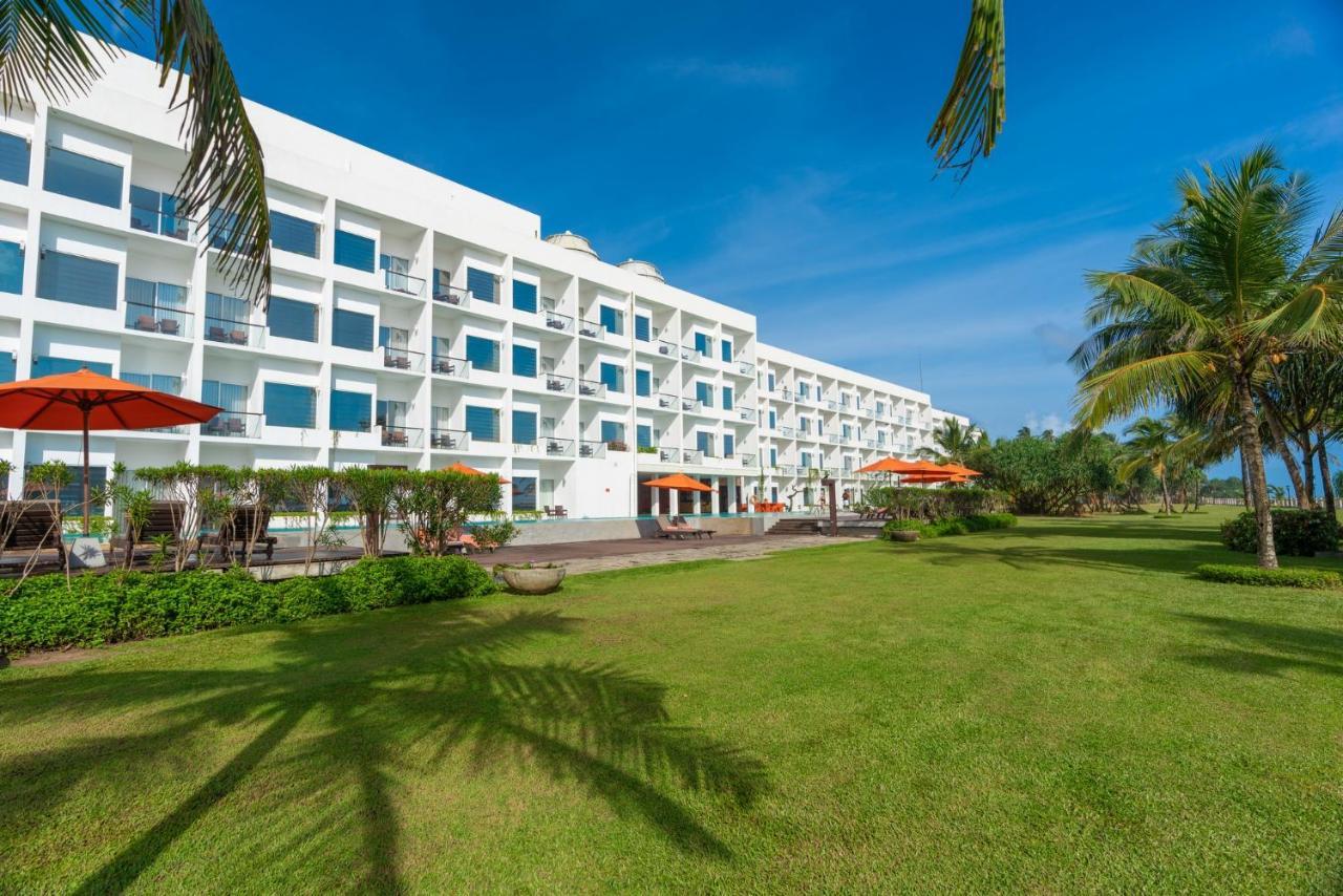 Citrus Waskaduwa Hotel Bentota Buitenkant foto